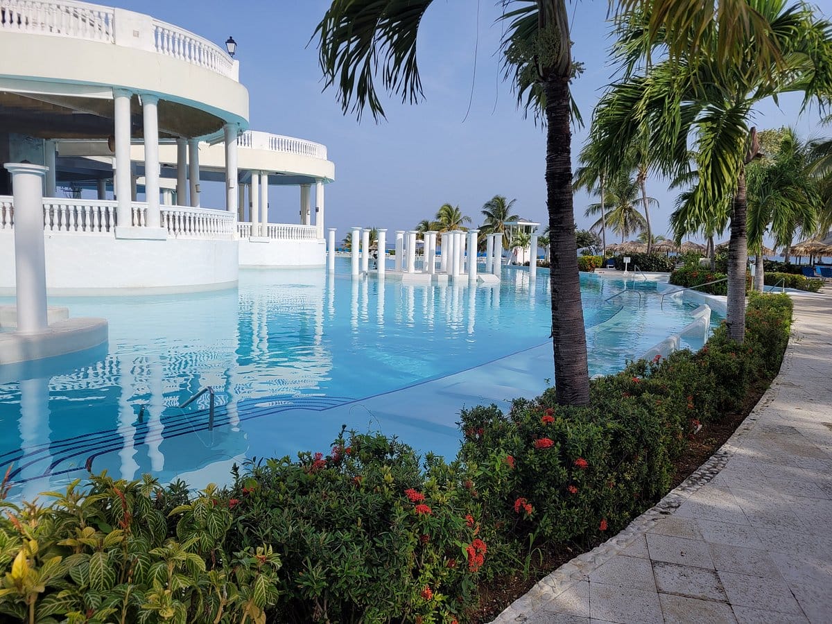 Grand Palladium Lady Hamilton Resort & Spa