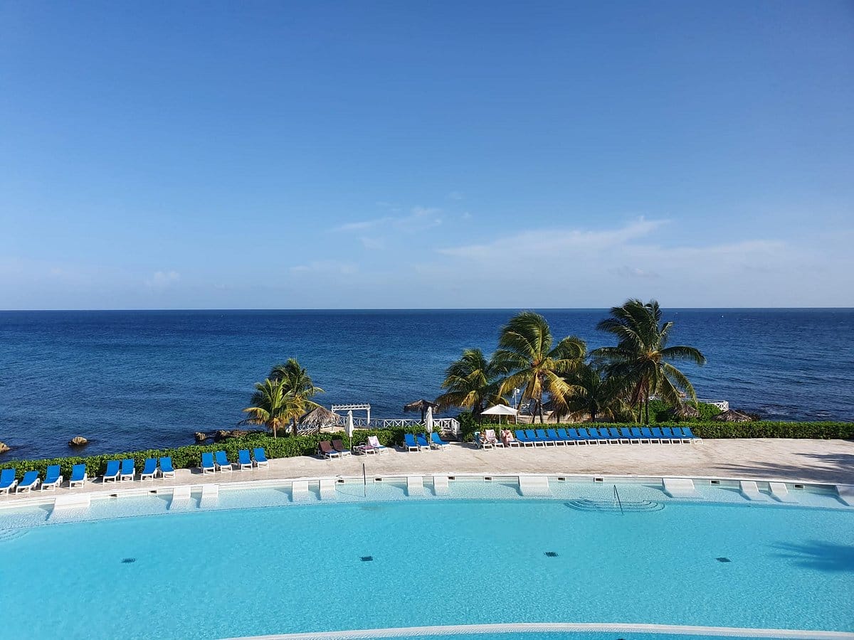 Grand Palladium Lady Hamilton Resort & Spa