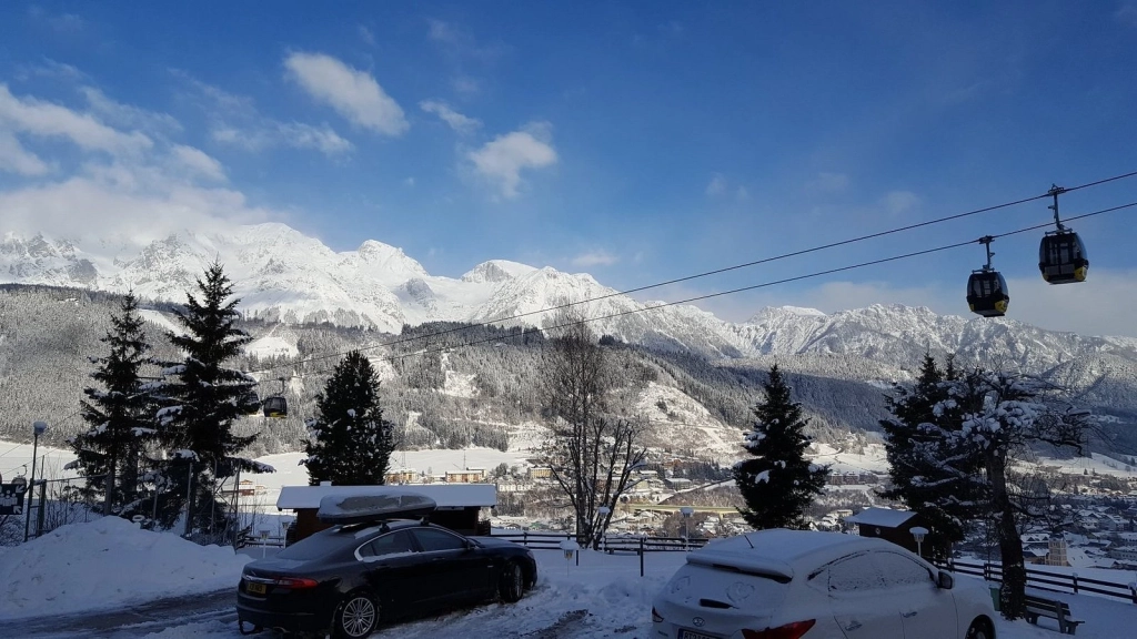 Alpine Club Gondolas