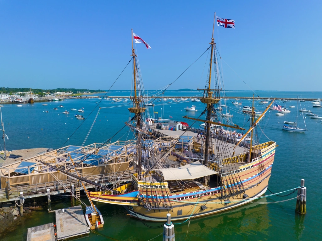 Thanksgiving Vacation Ideas: Mayflower in Plymouth