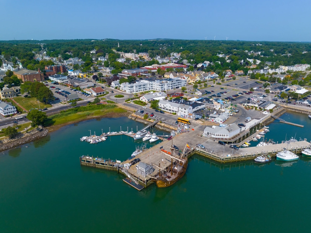 Thanksgiving Vacation Ideas: Plymouth Wharf