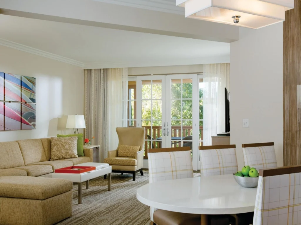 Marriotts-Newport-Coast-Villas-Living-Room-1024x768