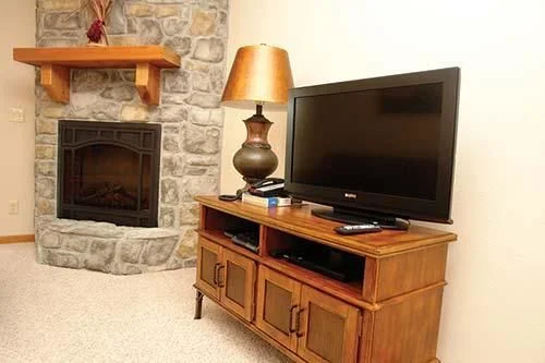 Crowne View Heights Living Room