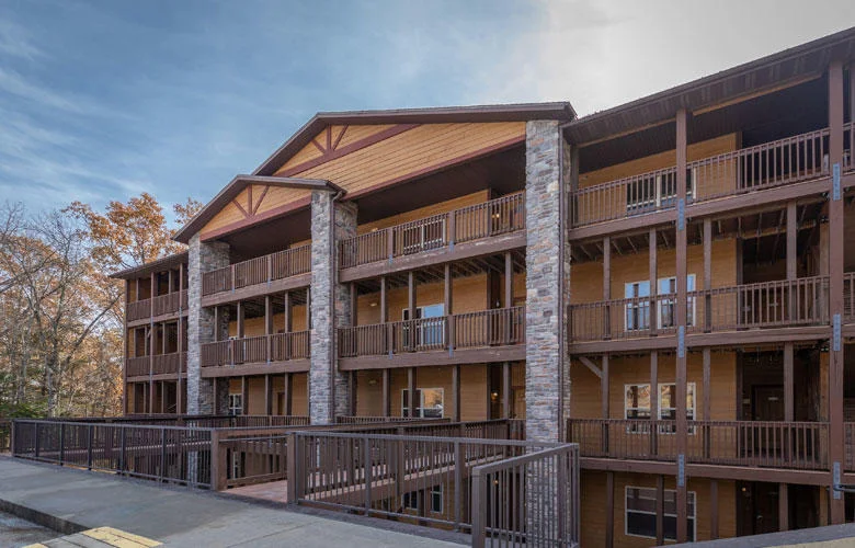 Crowne View Heights Exterior