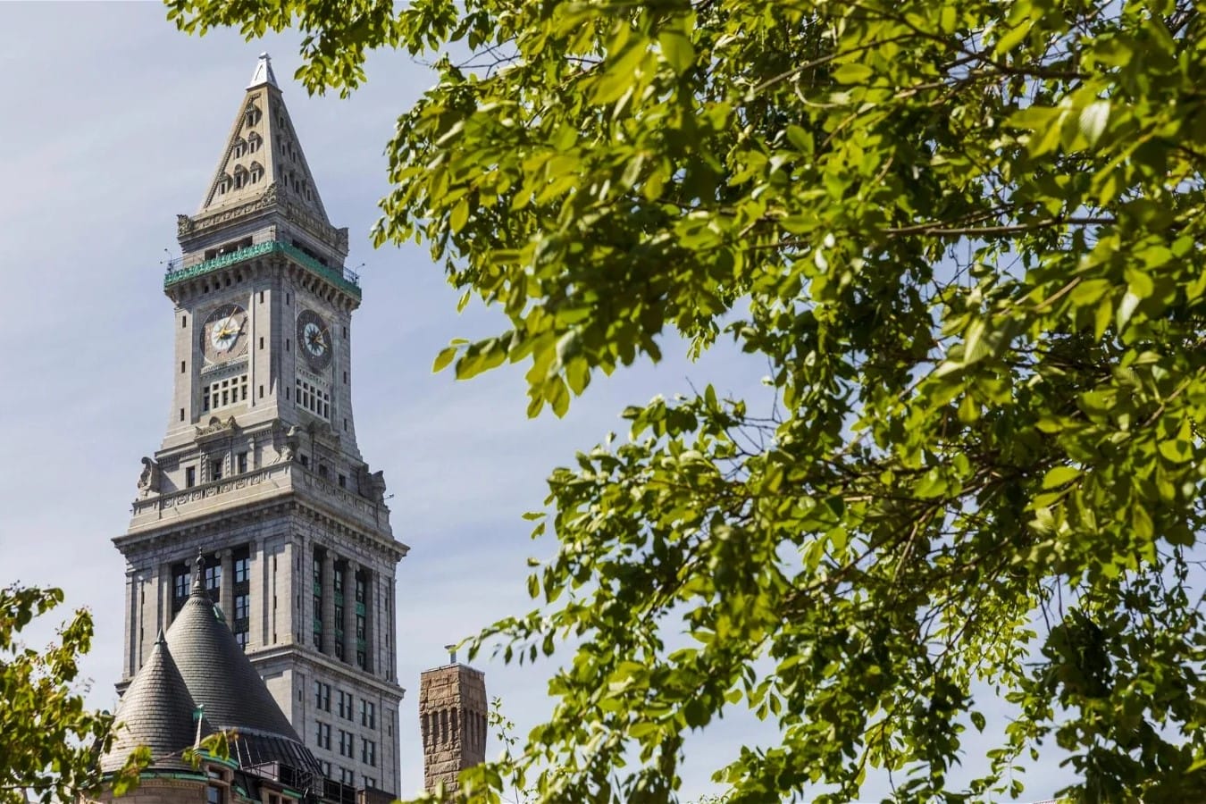 Selling Marriott Timeshare: Marriott Vacation Club Pulse Custom House, Boston