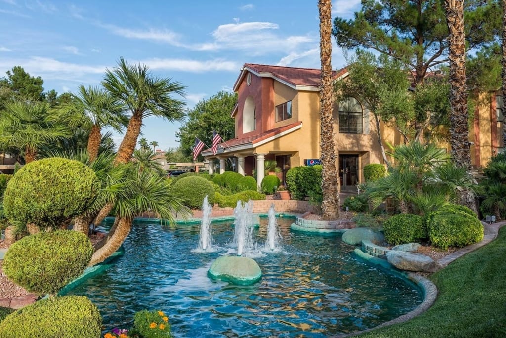 westgate flamingo bay exterior