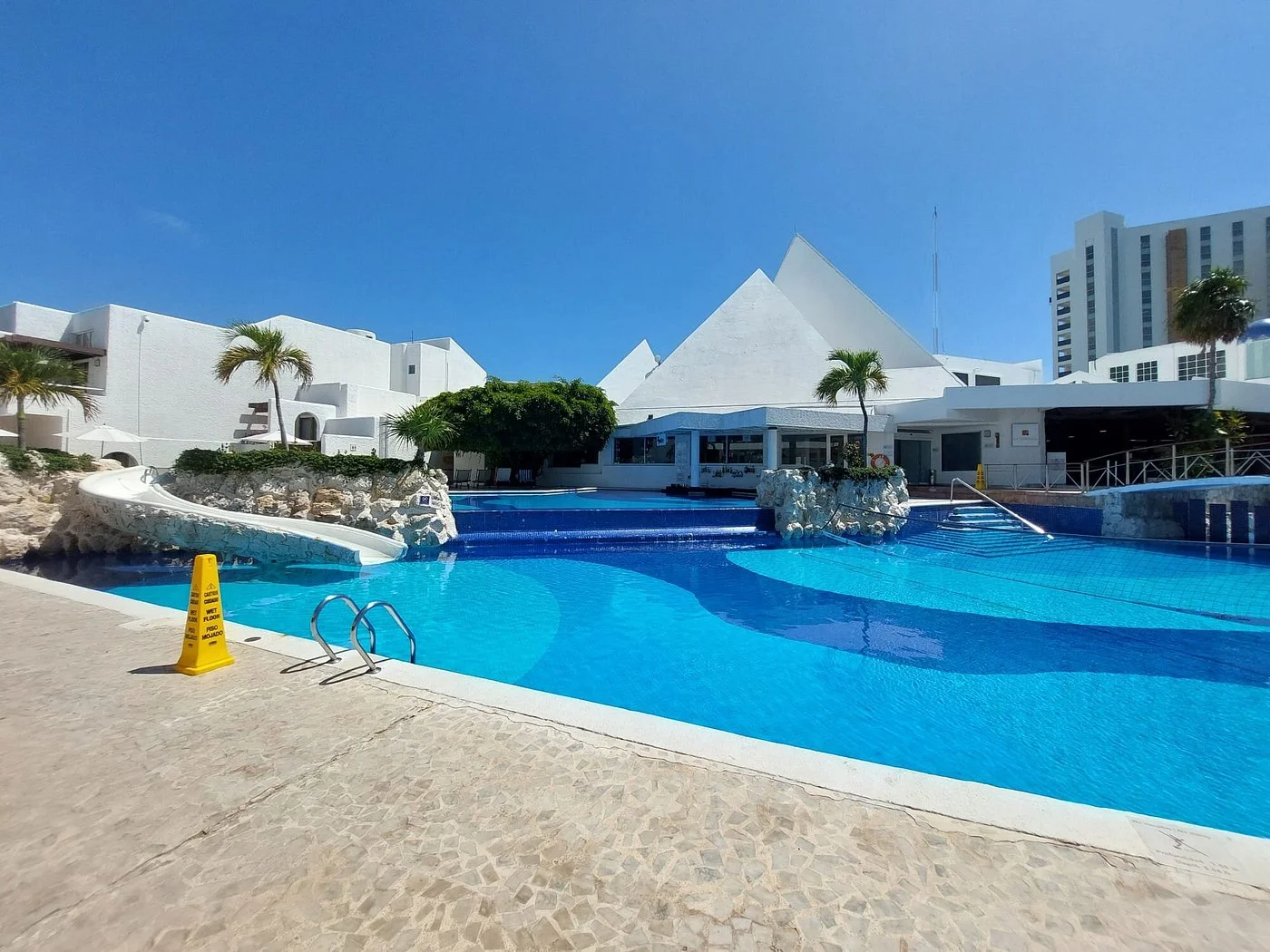 Sunset World Resorts Sunset Marina Resort & Yacht Club