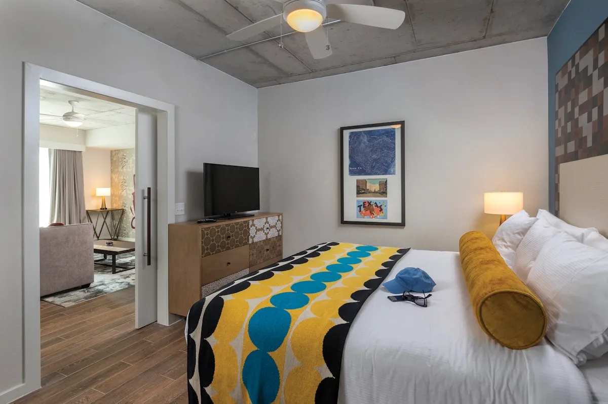 WorldMark Austin Bed