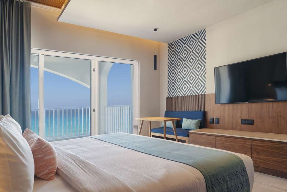 Hilton Cancun Mar Caribe All-Inclusive Resort Bedroom