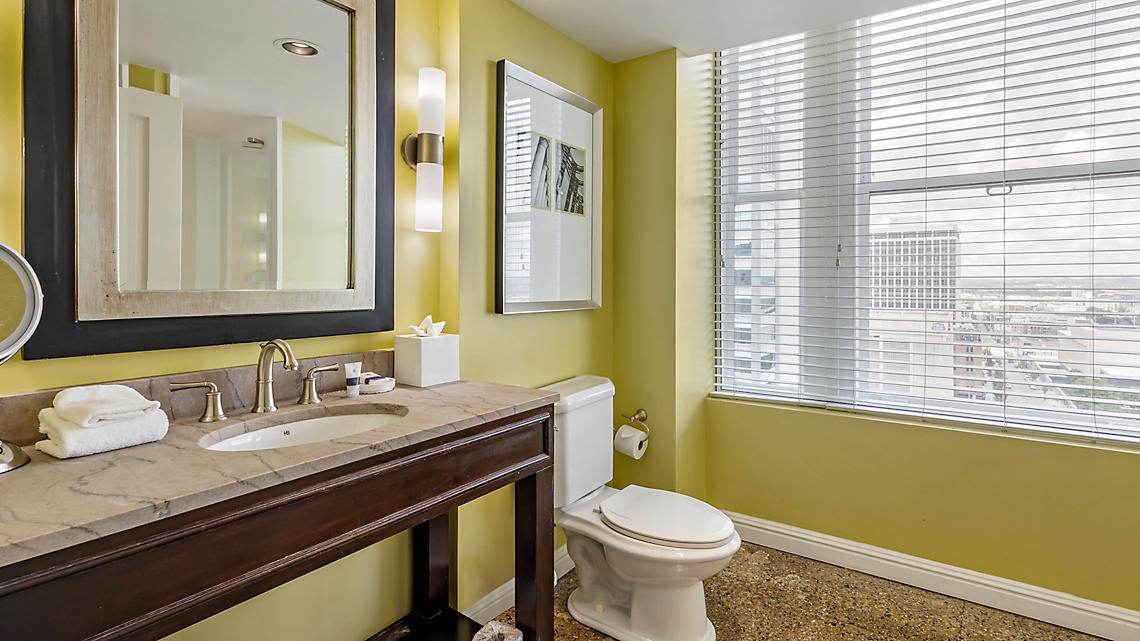 Nashville Bath