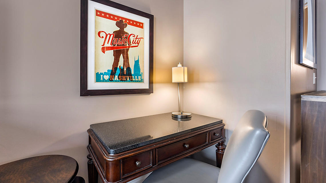 Hotel Desk