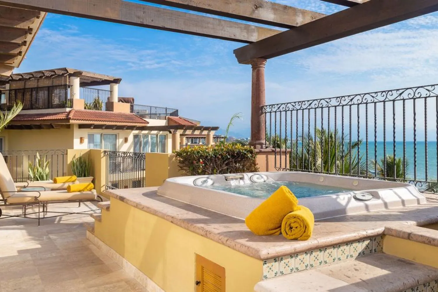 Villa La Estancia Beach Resort Balcony Hot Tub