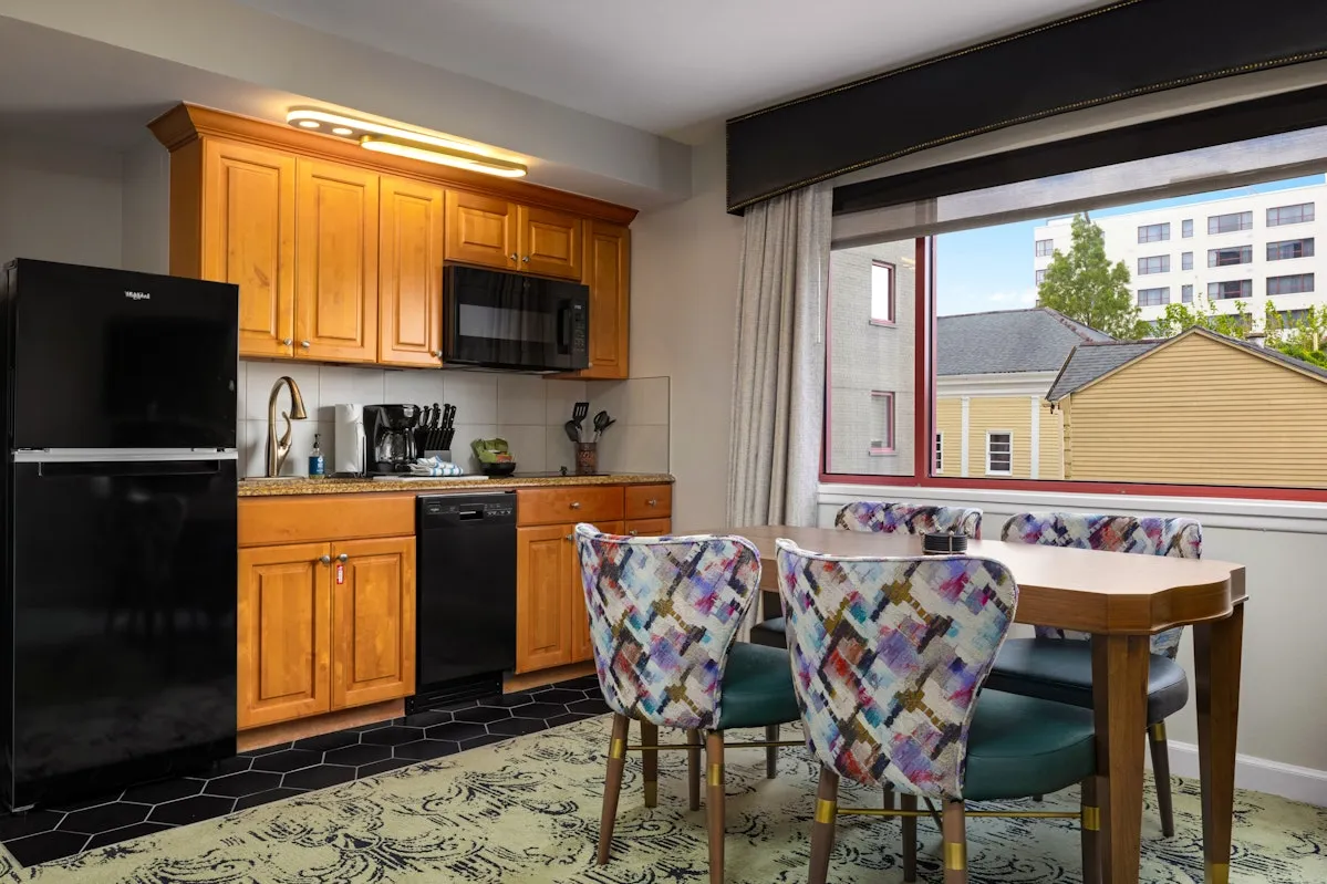 WorldMark Avenue Plaza Kitchen Area