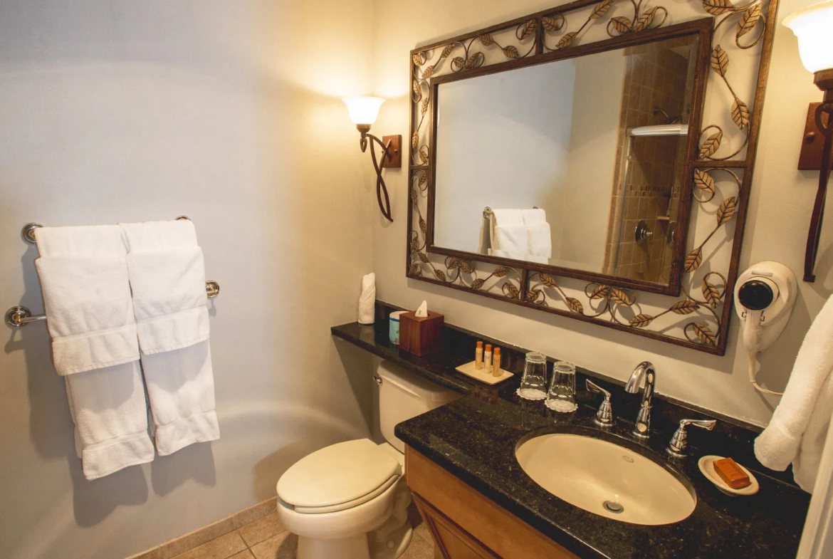 Resort Owners Vacation Club Association bathroom