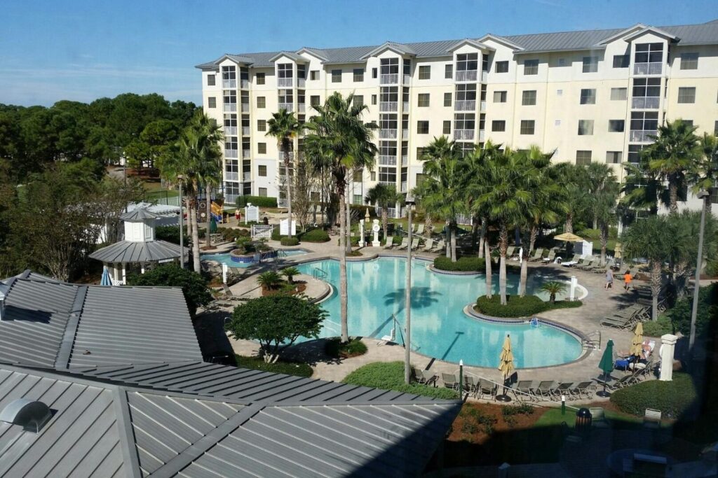 Beach Rentals in Florida: Marriott's Legends Edge Baypoint Pool