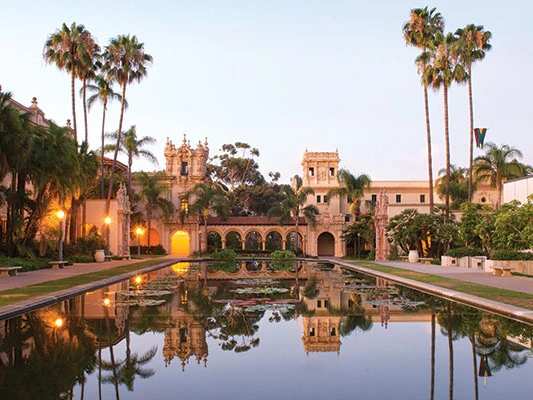 Beautiful reflection pool and historic Spanish colonial architecture at Balboa Park, located near the Harbour Lights timeshare in san diego.