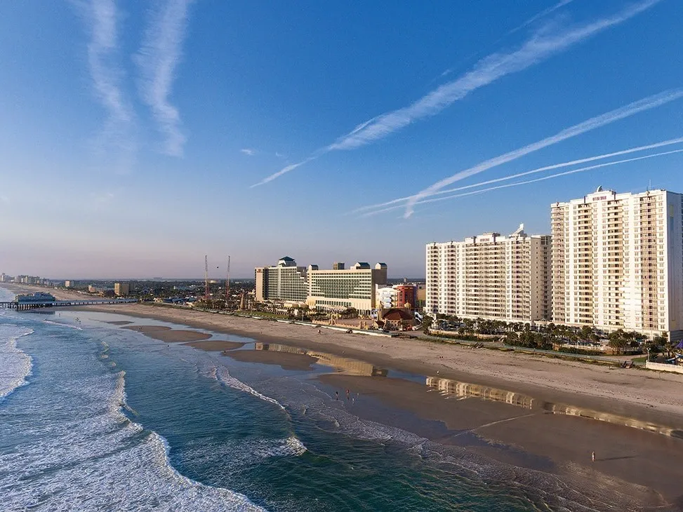 Difference Between Points and Weeks Timeshare: Wyndham Ocean Walk