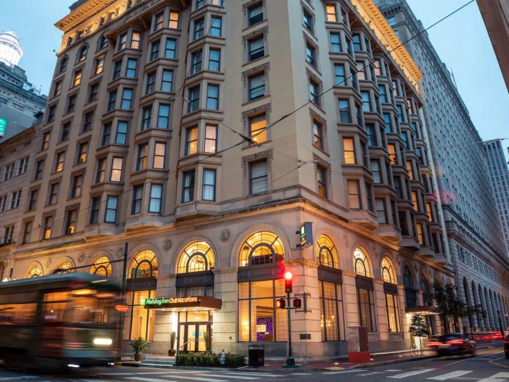 Holiday Inn Club Vacations New Orleans Resort Exterior