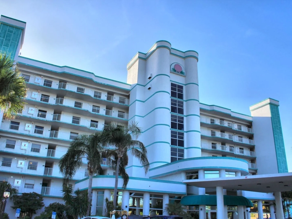 Best Family Beach Vacations: Discovery Beach Resort