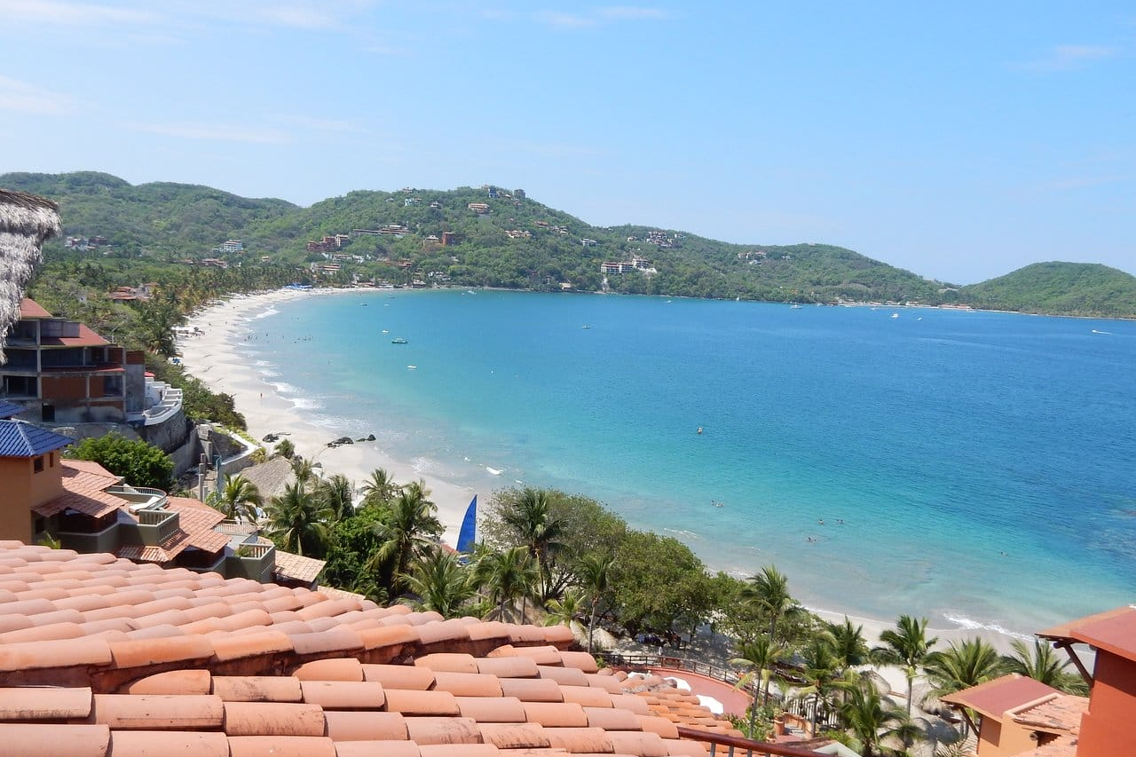 Embarc Zihuatanejo