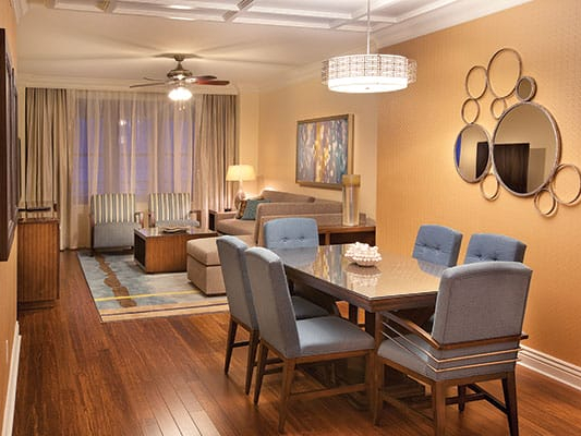 Club Wyndham Emerald Grande At Destin 1 king bed