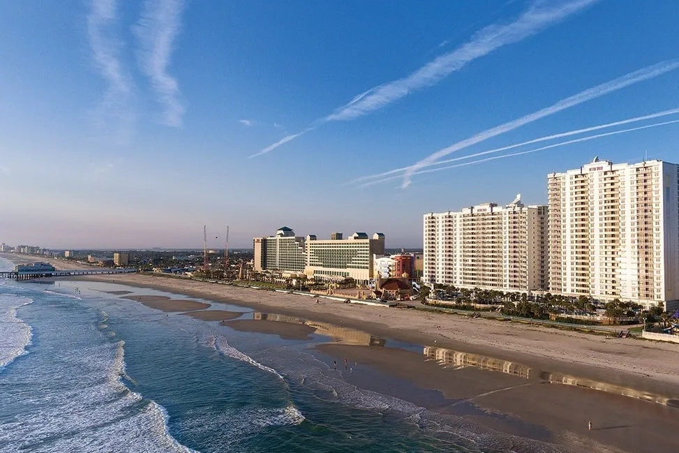 Difference Between Points and Weeks Timeshare: Wyndham Ocean Walk