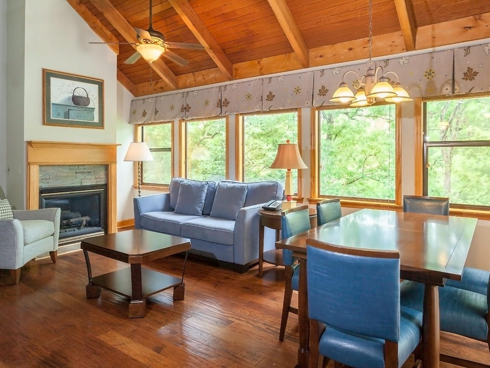 Two-bedroom townhome living and dining area at Laurel Crest, a Hilton Vacation Club