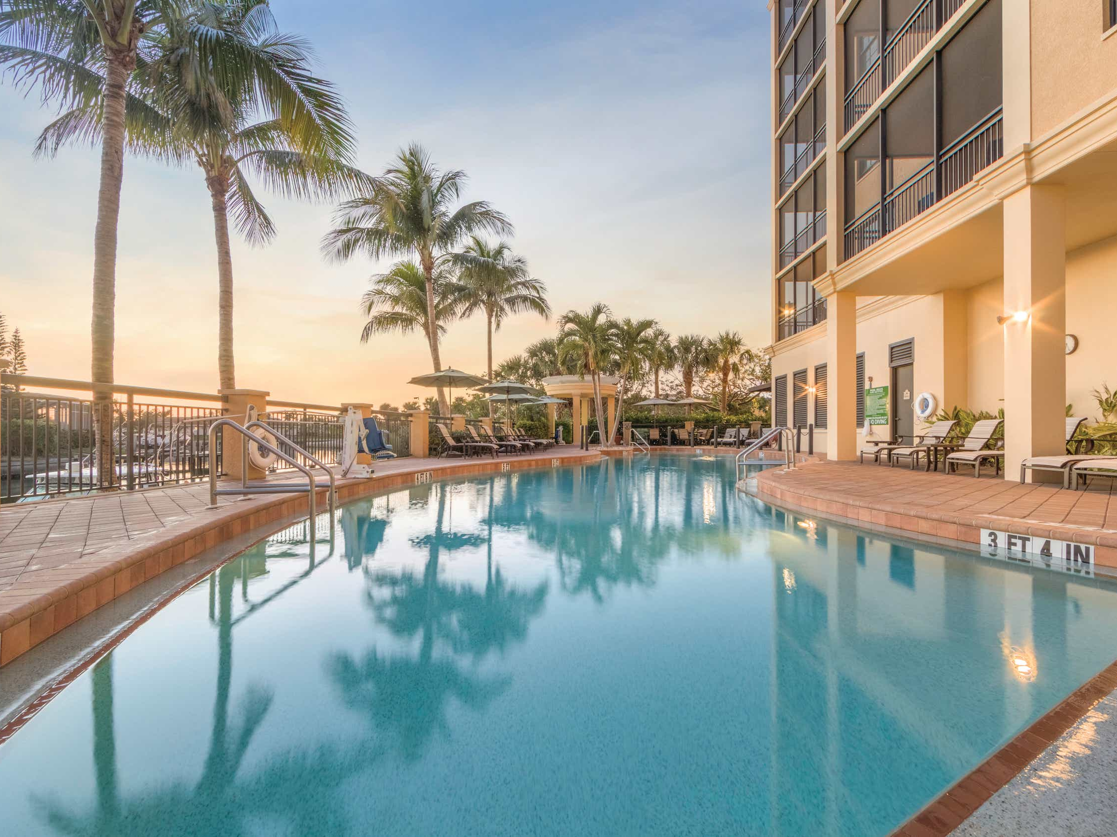 holiday inn marco island