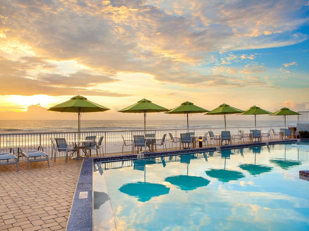 Oceanfront pool at Daytona Seabreeze, a Bluegreen resort with resales on the timeshare secondary market